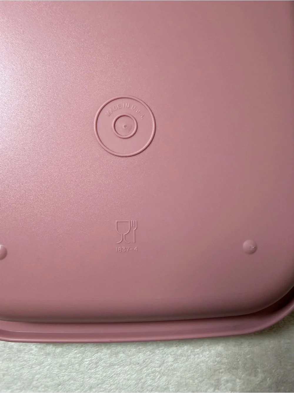Tupperware Meal Mates Dusty Rose Meal Prep Containers with White Lids - Set of 4